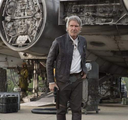 Harrison Ford subasta la chaqueta de cuero que utilizó en ‘Star Wars: The Force Awakens’